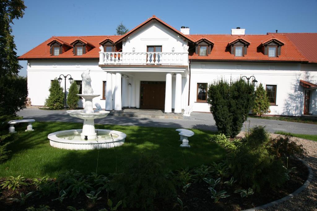 Pamietna Dworek Skierniewice Extérieur photo
